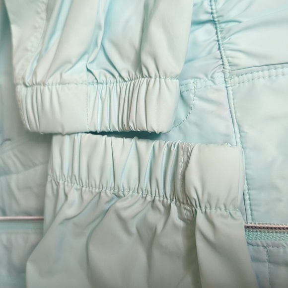 Columbia Full Zip Women's Windbreaker Packable Hidden Hood Size L New MSRP $54.9 - Picture 5 of 8